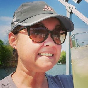 Meet your Posher, Andrea